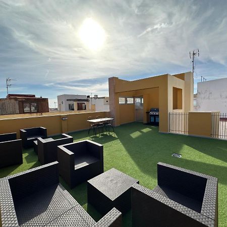 Central Apartment With Patio By Wayra Tarifa Extérieur photo